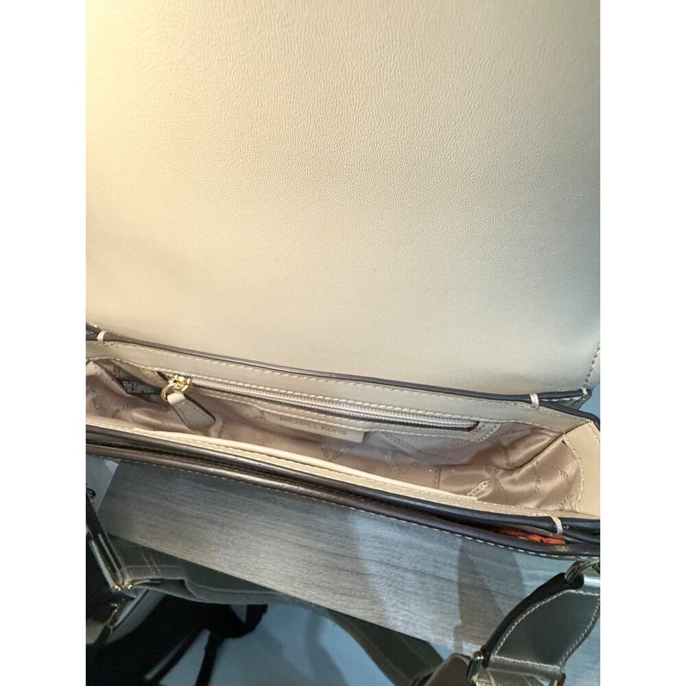 NWT Michael Michael Kors Mila Medium Metallic Leather Messenger Crossbody Bag - Picture 7 of 8